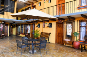 Отель Hotel Temático Mision Colonial  Сан-Кристобаль  